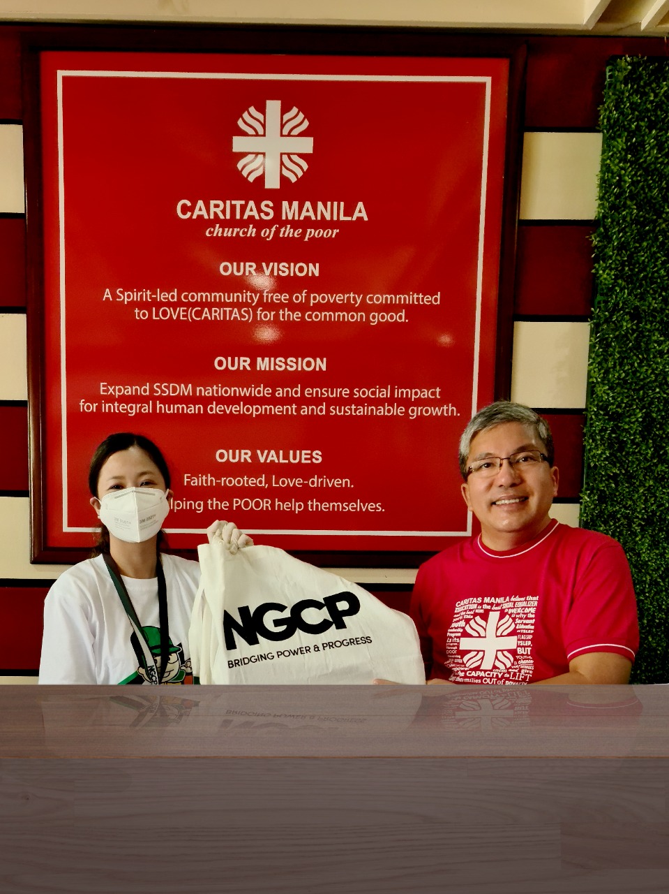 NGCP donates PhP5M worth of GCs to Project Ugnayan COVID19 efforts